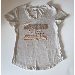 women’s TOMS tee